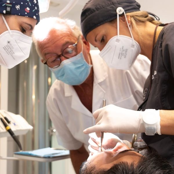 perno dental en terrassa