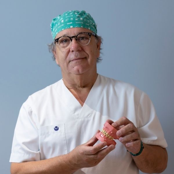 prótesis fijas sobre implantes en terrassa